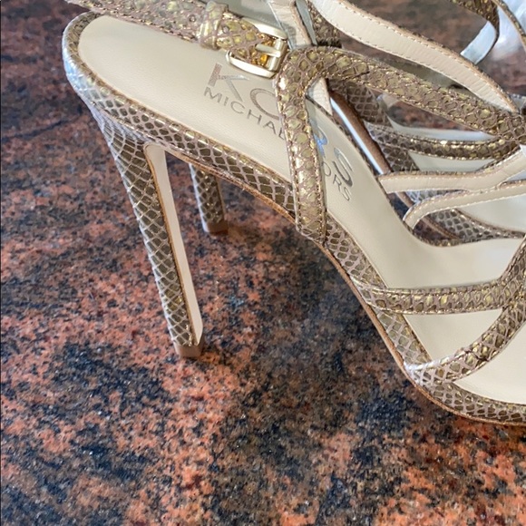 Michael Kors Gold Snake Strappy Sandals sz 8 - Picture 4 of 5